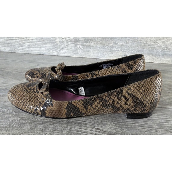 Isaac Mizrahi Snake Print Leather Ballet Flats Shoes Anna Women's US Sz 8 - Picture 2 of 8